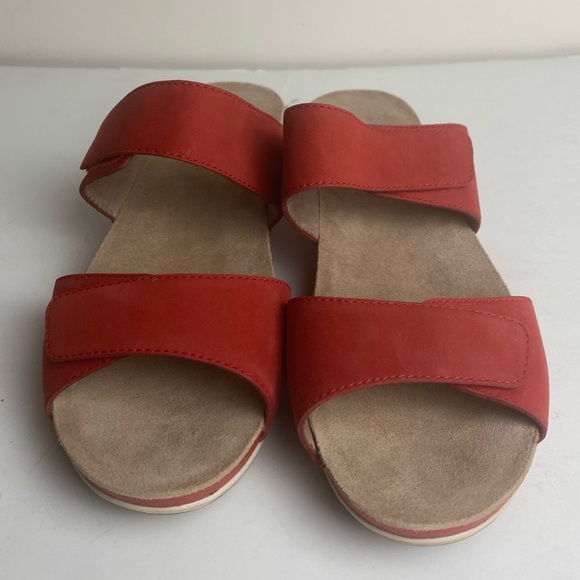 Dansko Vienna Slide Wedge Sandals Red Milled Nubuck Leather Size 40 - Picture 3 of 7